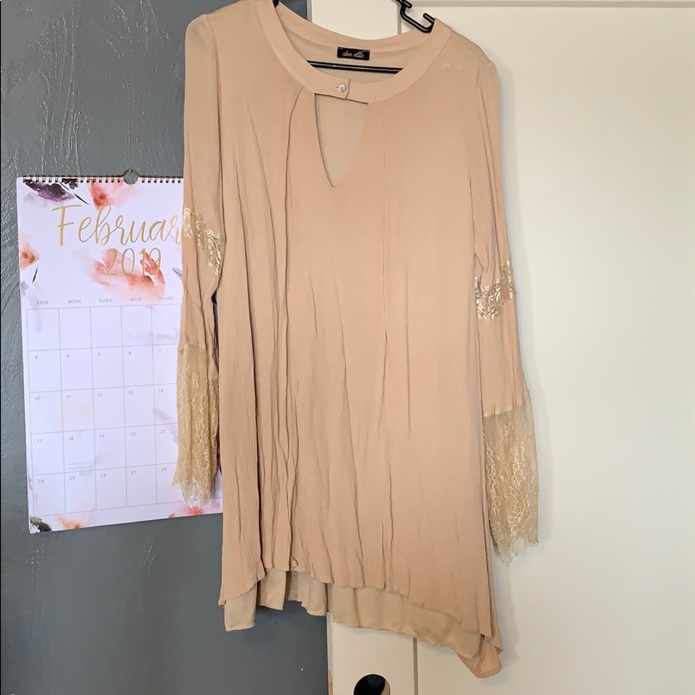 Beautiful tan dress